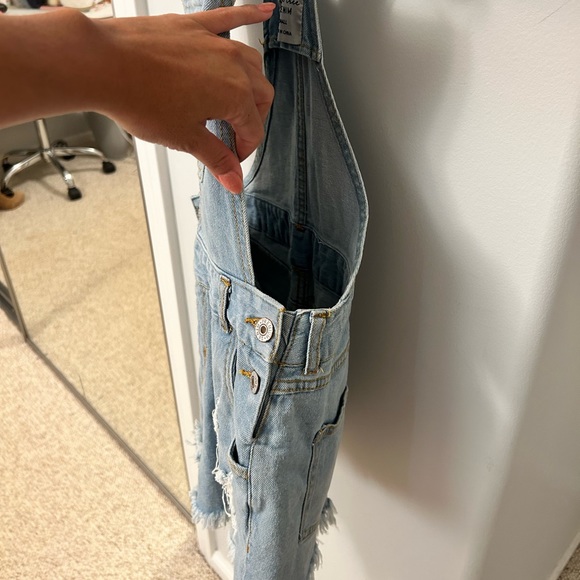 Mahina Frayed Overalls - Picture 4 of 11